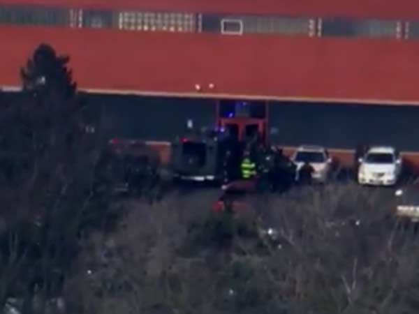Five Killed As Gunman Opens Fire At Illinois Warehouse Five Killed As Gunman Opens Fire At Illinois Warehouse