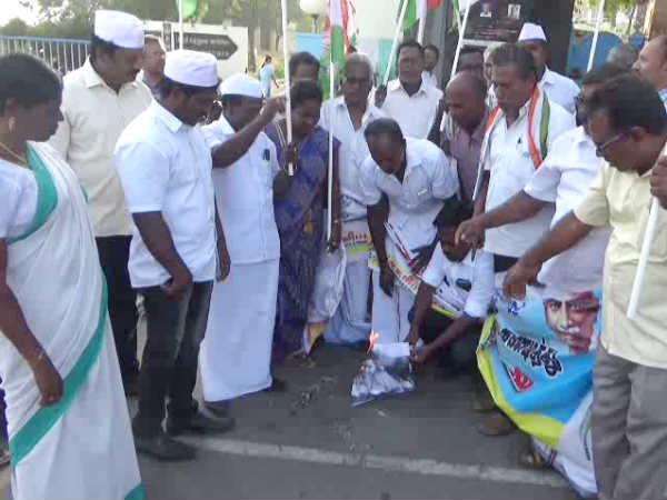 gandhis effigy contempt congress struggle in kanyakumari gandhis effigy contempt congress struggle in kanyakumari