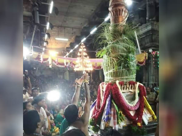கும்பகோணத்தில் புனித நீராடல்