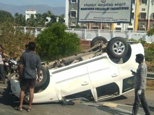 ADMK MP Kamaraj met with an accident near Salem ADMK MP Kamaraj met with an accident near Salem