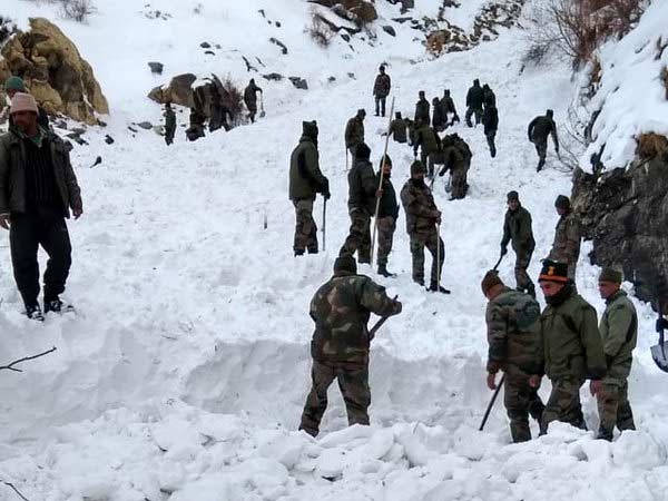 One Army man killed in Avalanche in Himachal Pradesh One Army man killed in Avalanche in Himachal Pradesh
