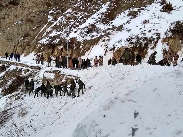 One Army man killed in Avalanche in Himachal Pradesh One Army man killed in Avalanche in Himachal Pradesh