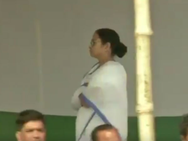 கலக்குகிறார் அக்கா