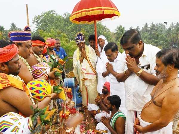 mandaikadu bhagavathi amman temple kalasabhisheagam mandaikadu bhagavathi amman temple kalasabhisheagam