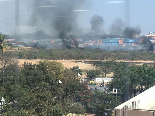 Mirage 2000 Trainer Fighter Aircraft Crashes in Bengaluru, one pilot dead Mirage 2000 Trainer Fighter Aircraft Crashes in Bengaluru, one pilot dead