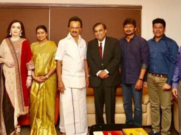 டச்சே பண்ணாத மோடி