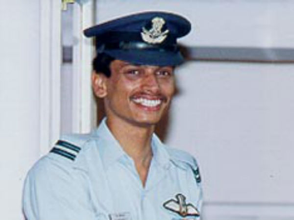 சிறைபிடித்துள்ளனர்