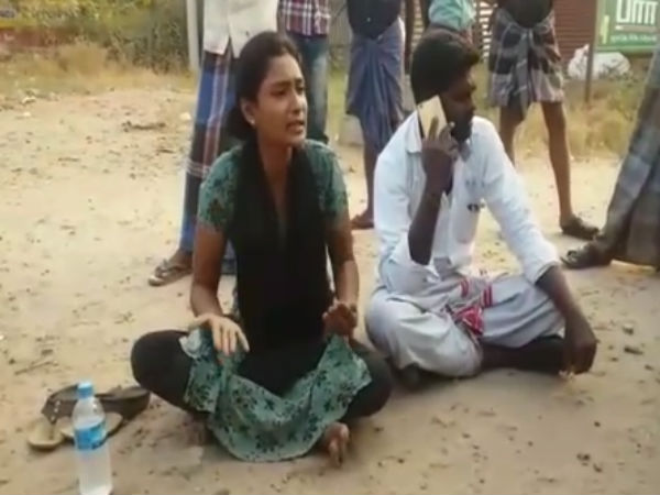 கள்ளத்தனமாக விற்பனை