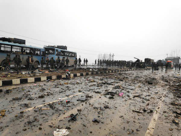 Pulwama attack: Pakistani terrorists should be destroyed in the style of killing Bin Laden Says Yoga guru Ram Dev Pulwama attack: Pakistani terrorists should be destroyed in the style of killing Bin Laden Says Yoga guru Ram Dev