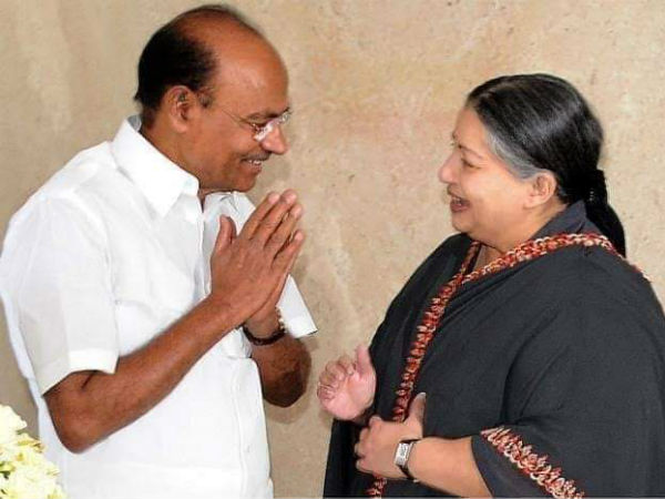 வினோதம்