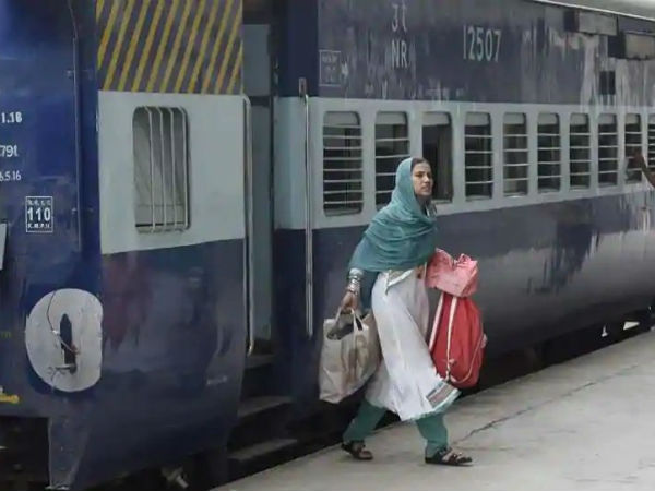 Samjhauta Express suspended amid India-Pakistan tension Samjhauta Express suspended amid India-Pakistan tension