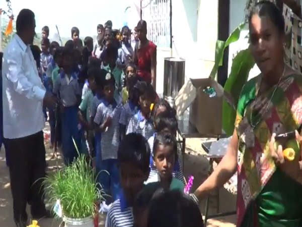 Food festival was held at Government Middle School near Srivilliputhur. Food festival was held at Government Middle School near Srivilliputhur.