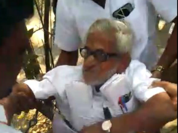 அதிமுக ஆபீஸ்
