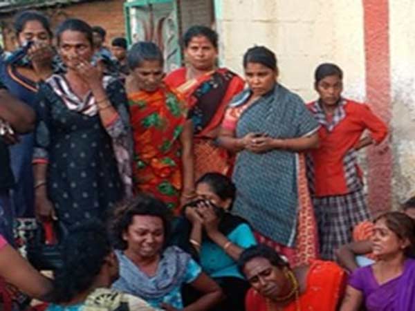திரண்ட திருநங்கைகள்