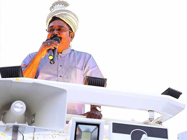 அமைச்சர் சண்முகத்துக்கு பதிலடி