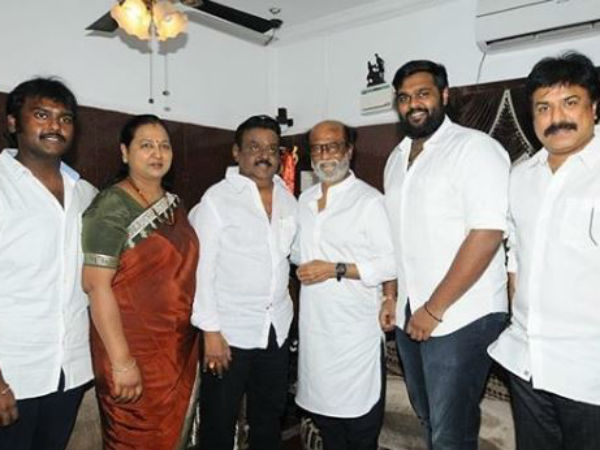 புகைப்படங்கள் வெளியீடு