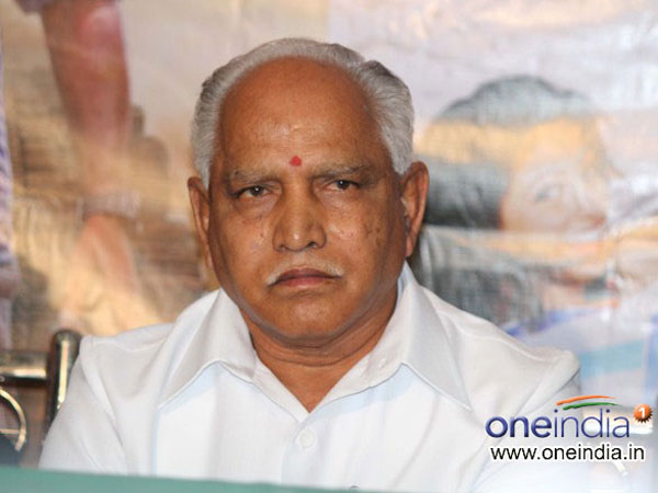 Yeddyurappa kidnapped Congress MLAs, allege a police complaint Yeddyurappa kidnapped Congress MLAs, allege a police complaint