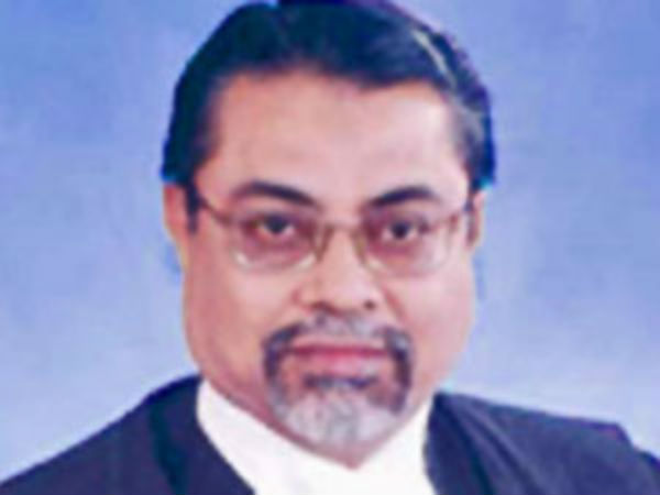 உச்சநீதிமன்ற நீதிபதி