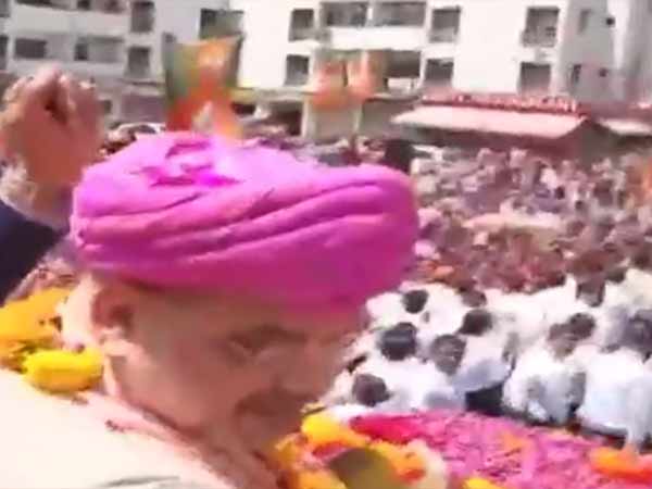 BJP President Amit Shah has filed nomination in Gandhi nagar constituency BJP President Amit Shah has filed nomination in Gandhi nagar constituency
