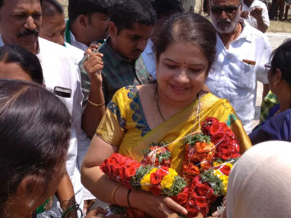 குமாரசாமி மனைவி