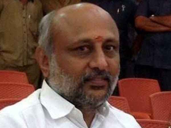 அதிமுக