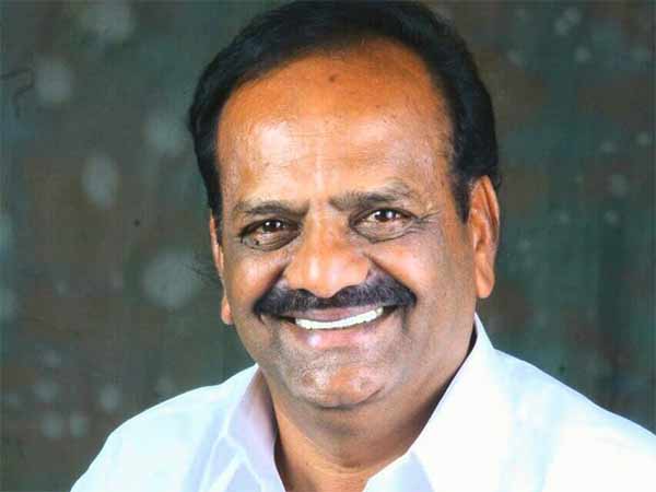 காலை போட்டார்