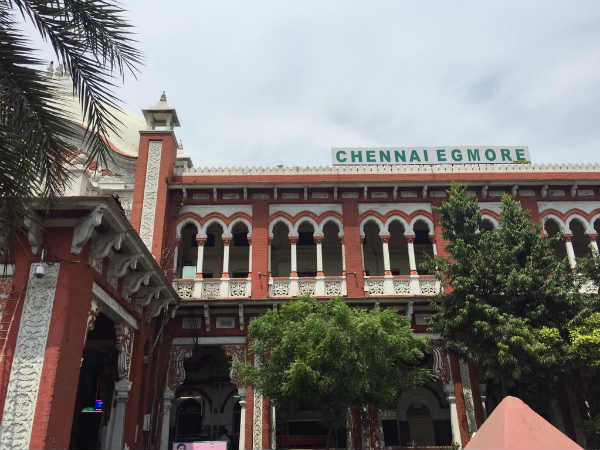 எழும்பூர் ஸ்டேஷன்