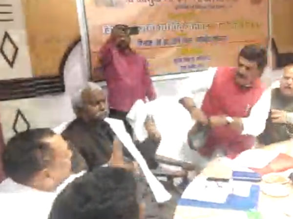 à®à®°à®®à®¾à®°à®¿ à®¤à®¾à®à¯à®à¯