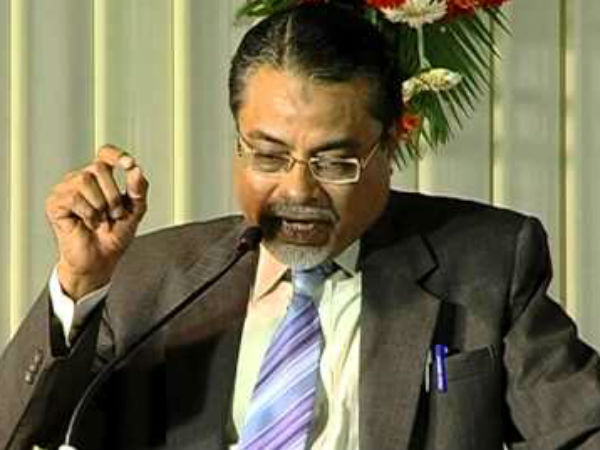 நீண்ட அனுபவம்