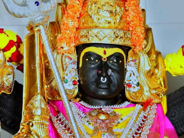 ஒருத்தி