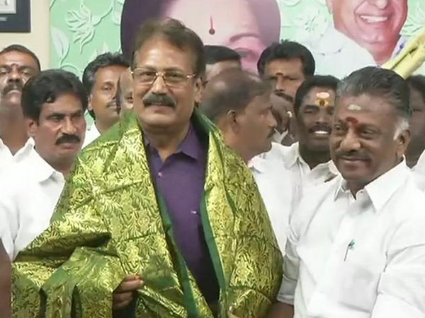 Puthiya tamilagam signing poll pact with AIADMK Puthiya tamilagam signing poll pact with AIADMK