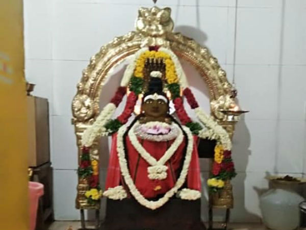 குலம் காக்கும் தெய்வம்