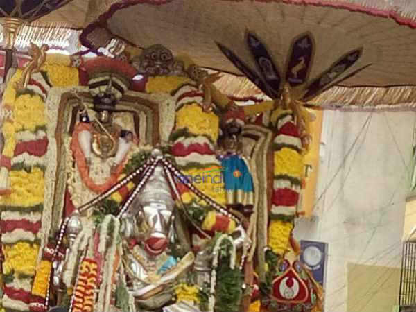 நந்தியின் தரிசனம்