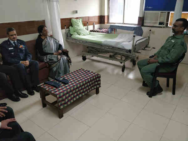Nirmala Sitharaman met Wing Commander Abhinandan Varthaman Nirmala Sitharaman met Wing Commander Abhinandan Varthaman