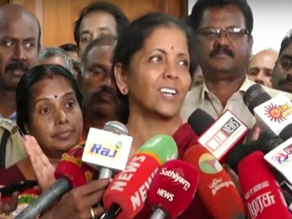 சேர்ந்து கத்தினா கேக்காது