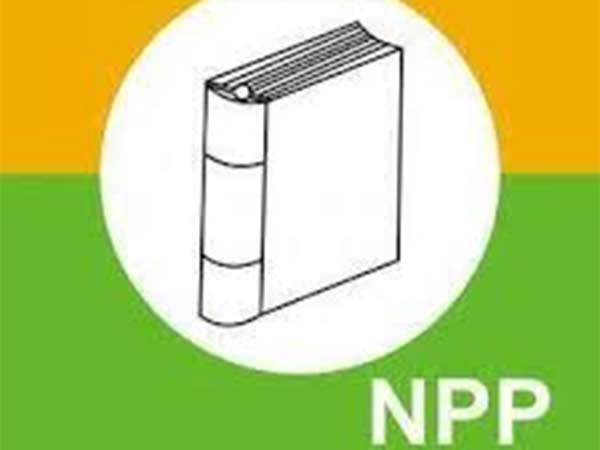 கட்சி மாறிய நிர்வாகிகள்