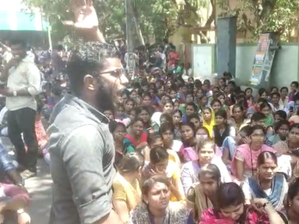 Pollachi police forcefully ran away college students Pollachi police forcefully ran away college students