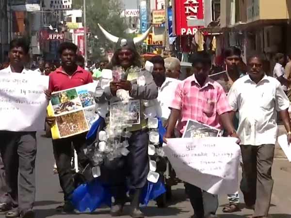 Puducherry man goes rally against Plastic usage Puducherry man goes rally against Plastic usage
