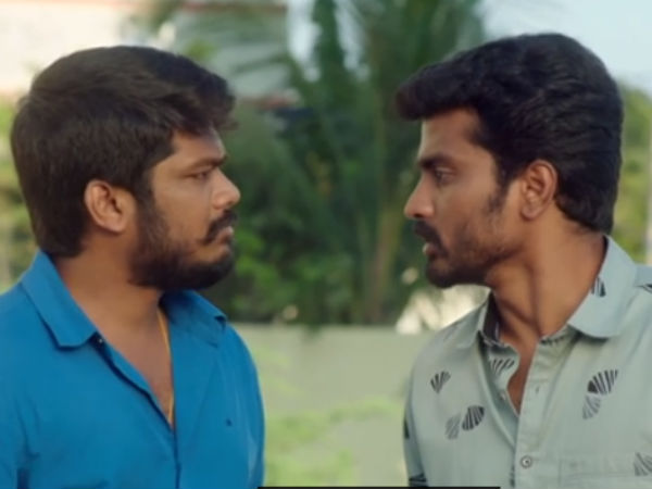 காரில்
