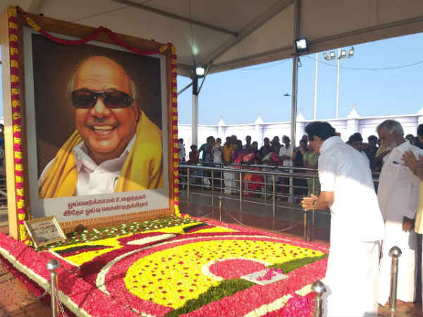 Stalin gets blessings from Karunanidhis memorial Stalin gets blessings from Karunanidhis memorial