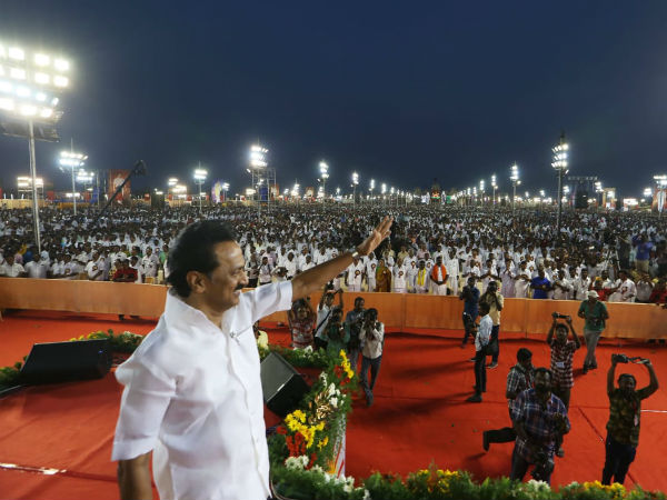 மோடி ஜெயலலிதா