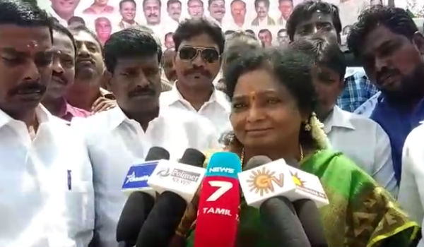 விமர்சிக்கும் எதிர்க்கட்சிகள்