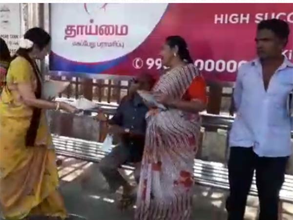 பஸ் ஸ்டாண்டு