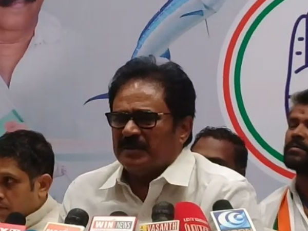 ஒதுக்கி வைத்த ஜெ.,