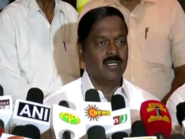 அழுதுவிட்டார்