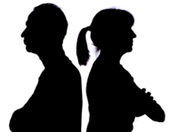 Madhya Pradesh: Husband refuses to bathe for almost week; wife files for divorce Madhya Pradesh: Husband refuses to bathe for almost week; wife files for divorce