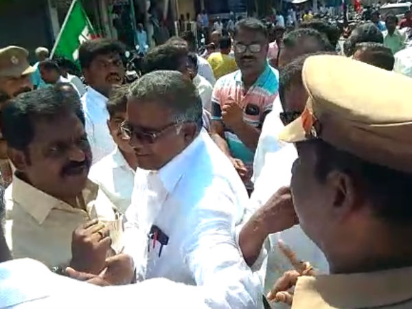 வாக்குவாதம்