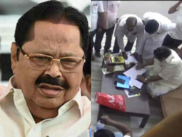 Income Tax department files report on raid on Duraimurugan house to ECI Income Tax department files report on raid on Duraimurugan house to ECI