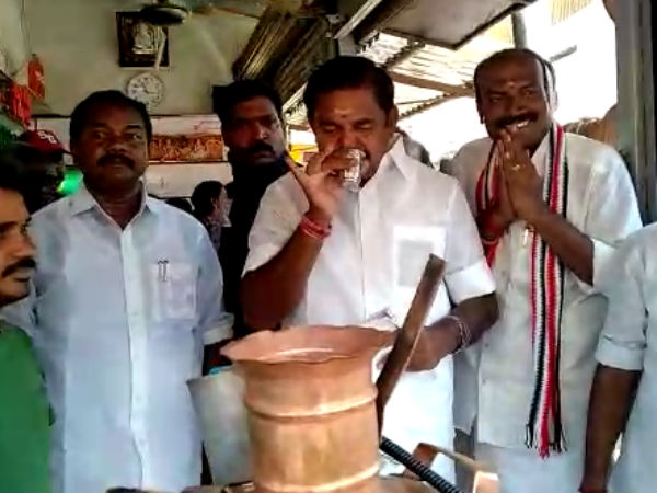 CM Edapadi Palanisamy drank tea in a roadside shop CM Edapadi Palanisamy drank tea in a roadside shop