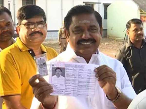 பளிச் புன்னகை